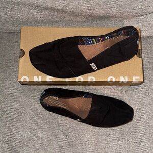 Black Toms